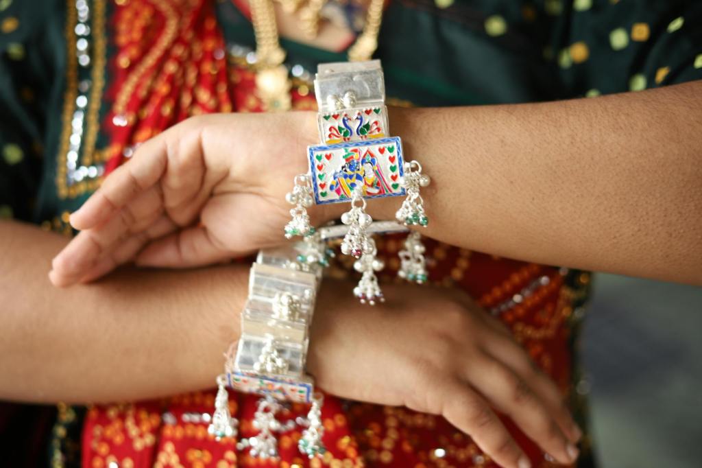 Why Gujarati Women Struggle to Say No (And How to Start Setting&nbsp;Boundaries)