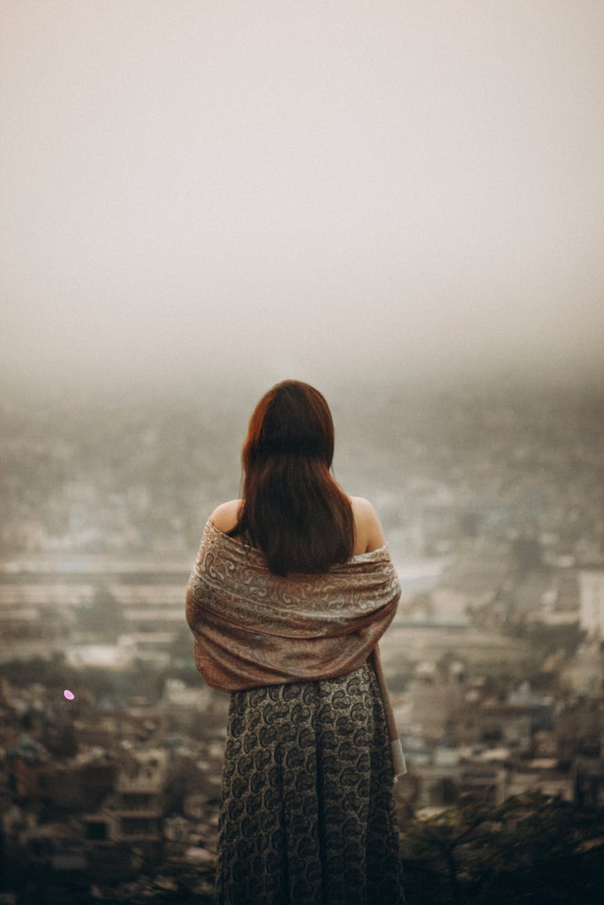 Career vs Family: The Guilt Gujarati Women Carry (Especially&nbsp;Abroad)